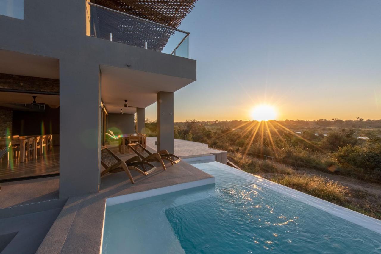 Tamboti River Lodge Hectorspruit Esterno foto